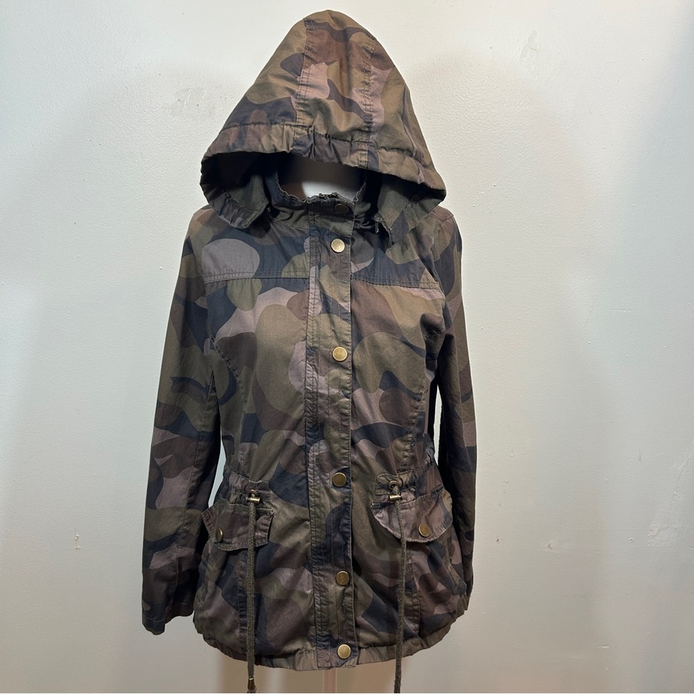 Snobbish Camouflage Hooded Utility Jacket for Women Medium Outdoors